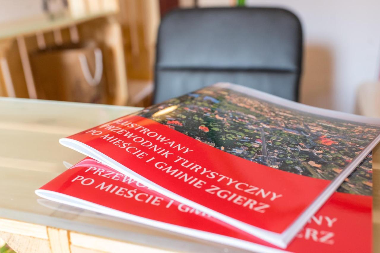 A Pousada Gosciniec Folkier Zgierz Exterior foto